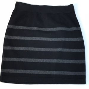 Ann Taylor LOFT Black and Gray Striped Sweater Mini Skirt Size S